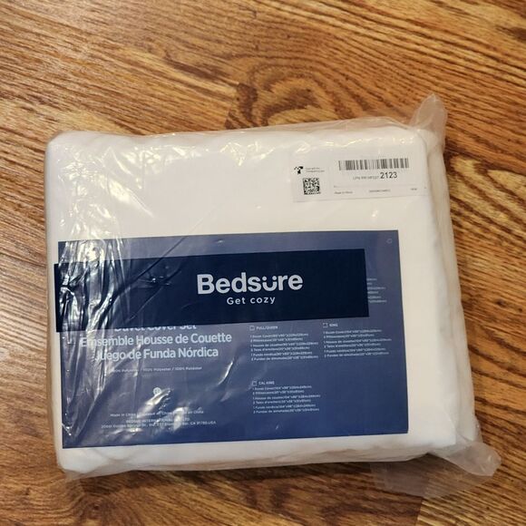 White Duvet Cover Set Bedsure - King - Picture 2 of 7